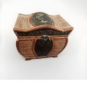 Elegant Brown and Black Decorative Box